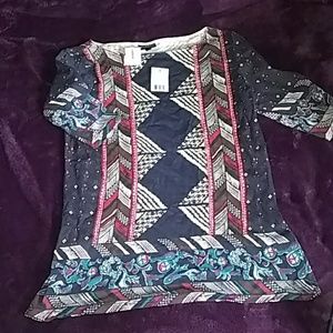 🌀🌀🌀 Multi color top size small 🌀🌀🌀 stretch